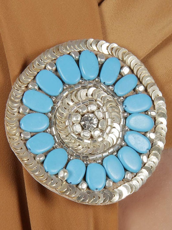 brooch hijab